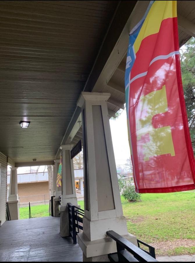 ラファイエット Maison Freetown Bed & Breakfast エクステリア 写真