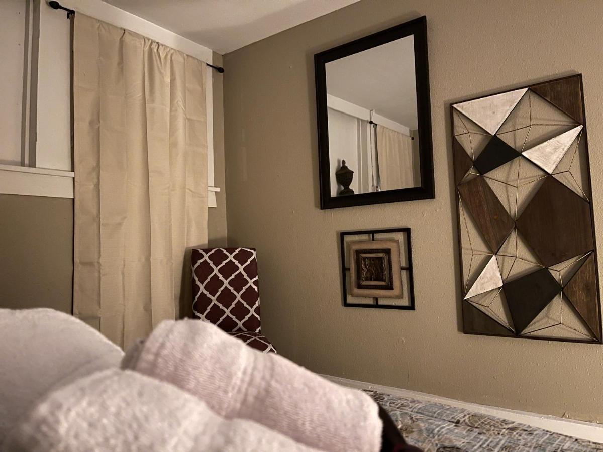 ラファイエット Maison Freetown Bed & Breakfast エクステリア 写真